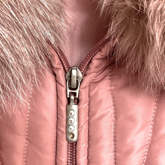 Down winter coat with Fox Fur collar - Picture 12 of 16